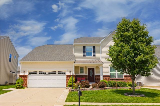 7116 Bluestream Drive, Tipp City, OH 45371