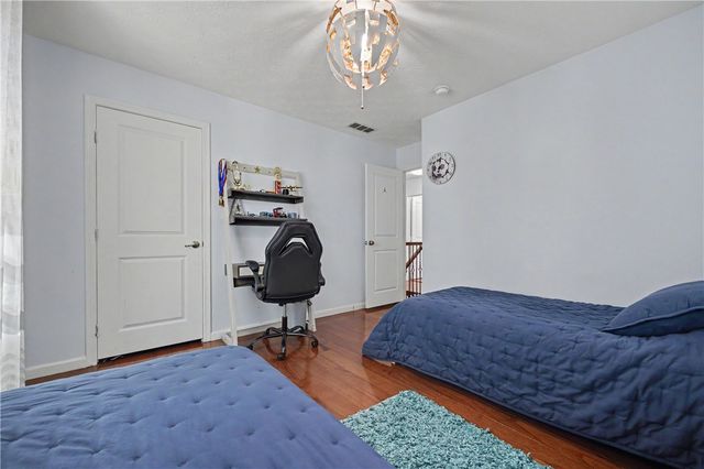 7116 Bluestream Drive, Tipp City, OH 45371