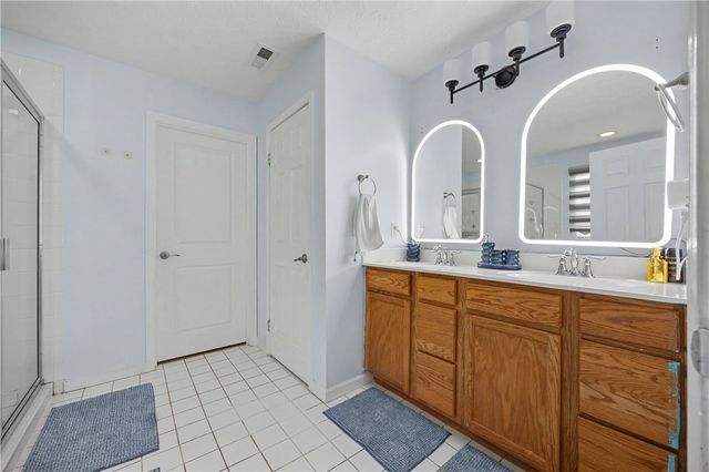 7116 Bluestream Drive, Tipp City, OH 45371