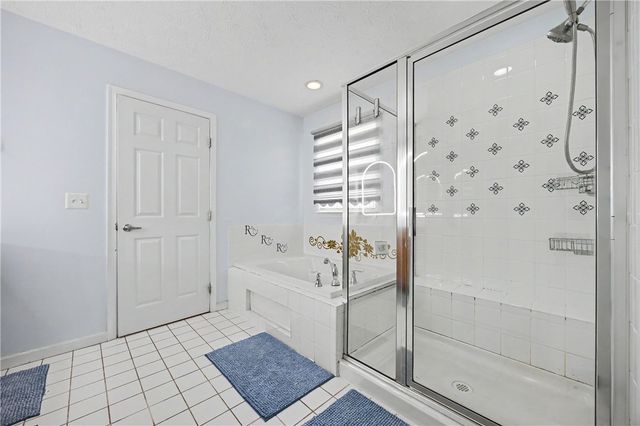 7116 Bluestream Drive, Tipp City, OH 45371