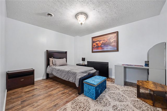 7116 Bluestream Drive, Tipp City, OH 45371