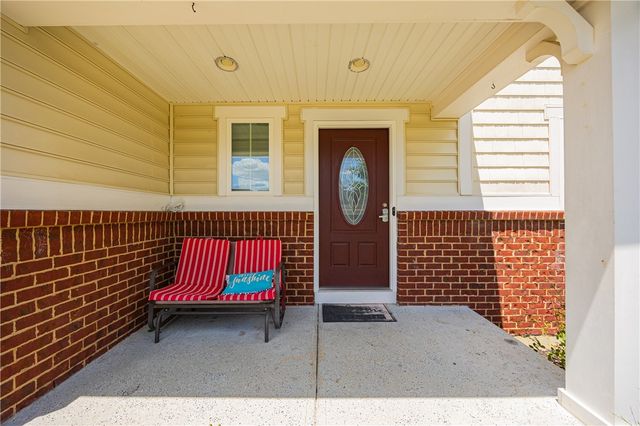 7116 Bluestream Drive, Tipp City, OH 45371