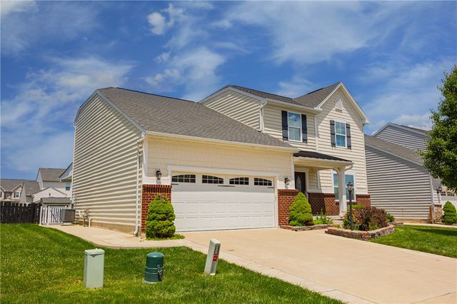 7116 Bluestream Drive, Tipp City, OH 45371