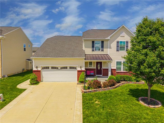 7116 Bluestream Drive, Tipp City, OH 45371