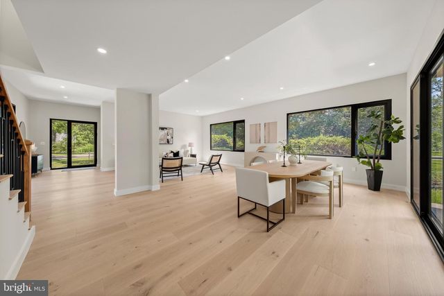 3112 N ROSSER ST, Alexandria, VA 22311