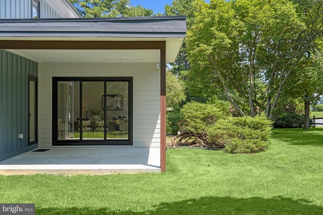 3112 N ROSSER ST, Alexandria, VA 22311