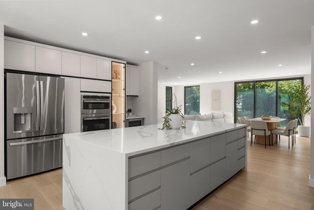 3112 N ROSSER ST, Alexandria, VA 22311