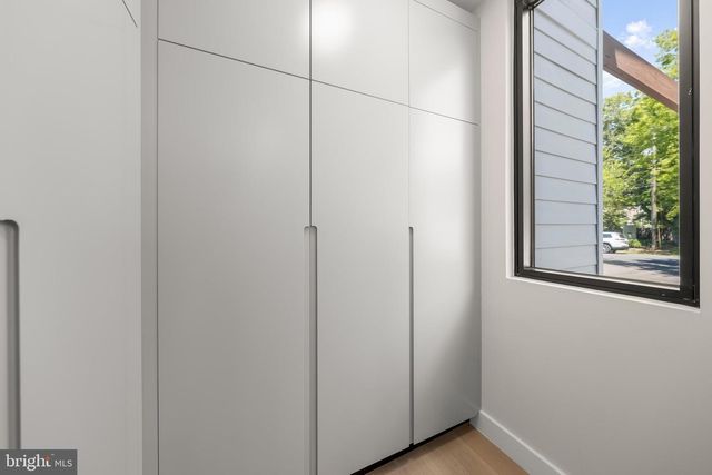 3112 N ROSSER ST, Alexandria, VA 22311