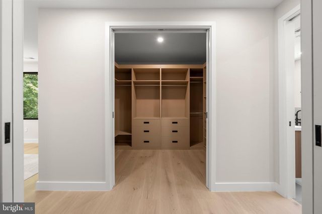 3112 N ROSSER ST, Alexandria, VA 22311
