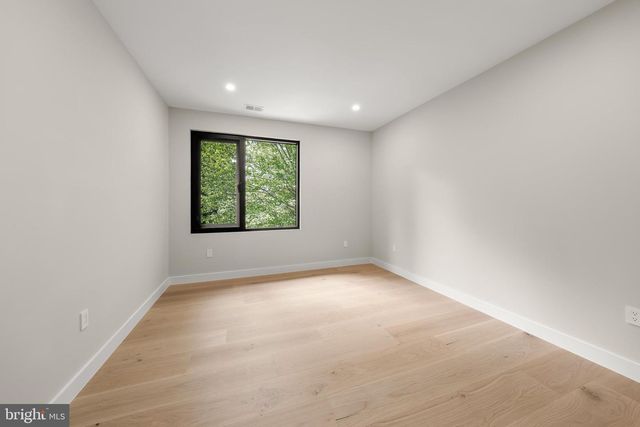 3112 N ROSSER ST, Alexandria, VA 22311