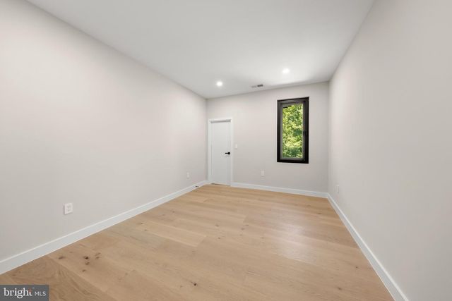 3112 N ROSSER ST, Alexandria, VA 22311