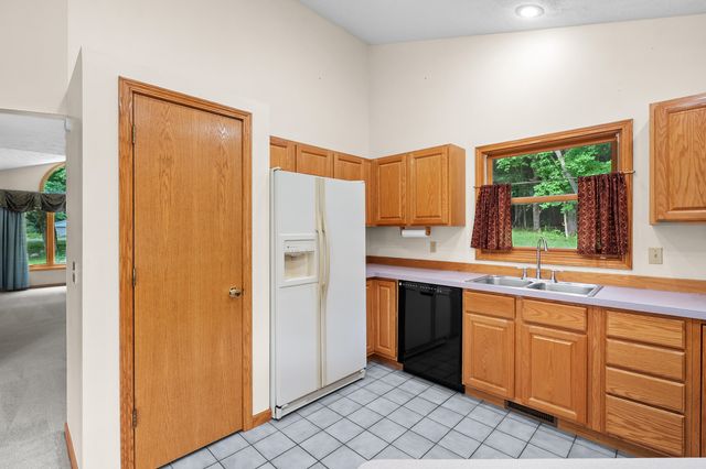 9433 E H Avenue, Kalamazoo, MI 49048
