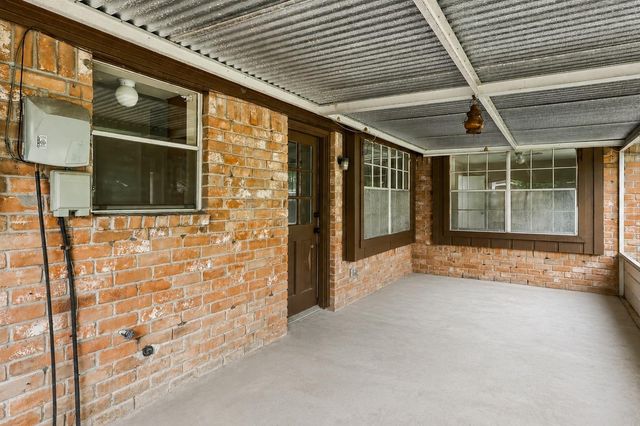 5006 Whispering Falls Drive, Houston, TX 77084