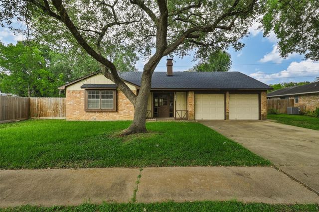 5006 Whispering Falls Drive, Houston, TX 77084