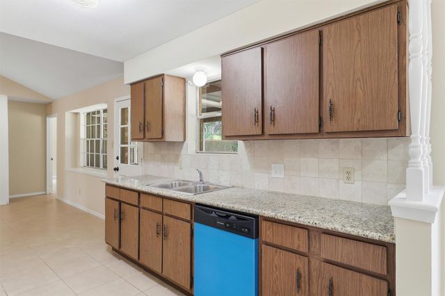 5006 Whispering Falls Drive, Houston, TX 77084