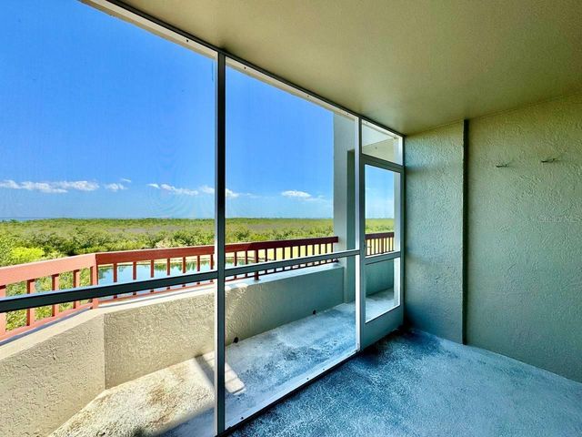 2333 FEATHER SOUND DRIVE B503, Clearwater, FL 33762