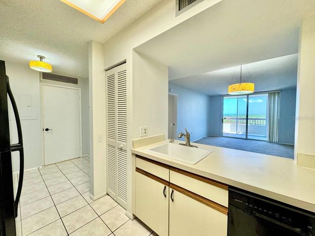 2333 FEATHER SOUND DRIVE B503, Clearwater, FL 33762