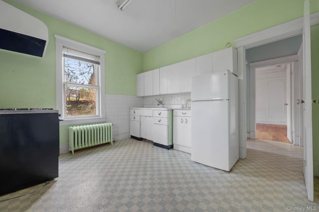 14 Croton Avenue, Tarrytown, NY 10591