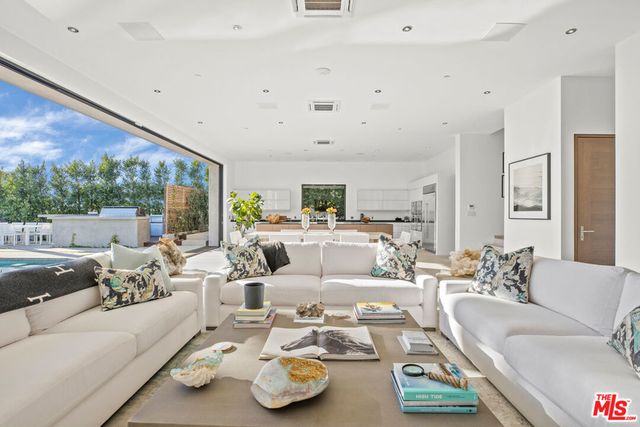 32802 Pacific Coast Highway, Malibu, CA 90265