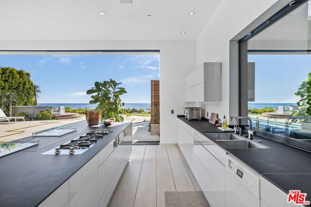 32802 Pacific Coast Highway, Malibu, CA 90265