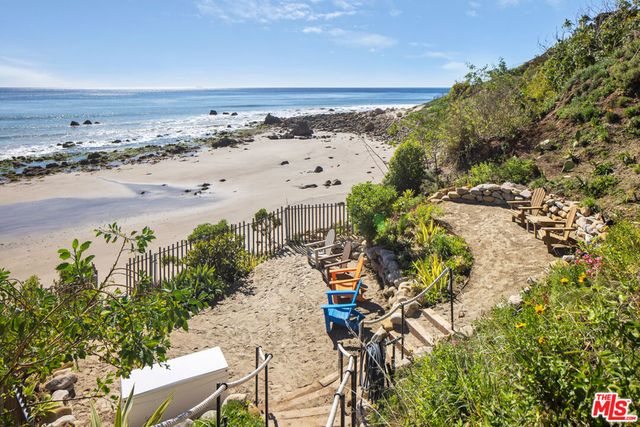 32802 Pacific Coast Highway, Malibu, CA 90265