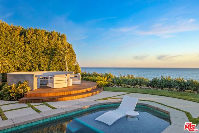 32802 Pacific Coast Highway, Malibu, CA 90265