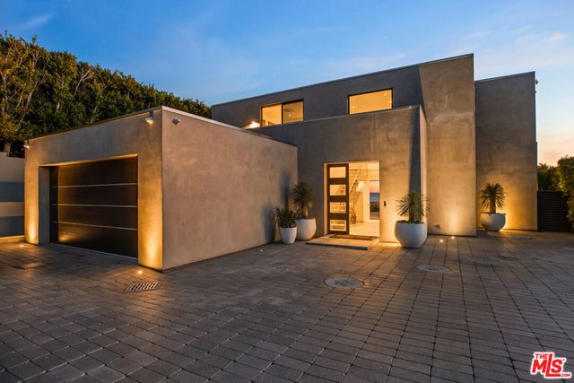 32802 Pacific Coast Highway, Malibu, CA 90265