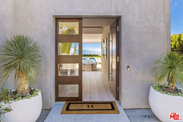 32802 Pacific Coast Highway, Malibu, CA 90265