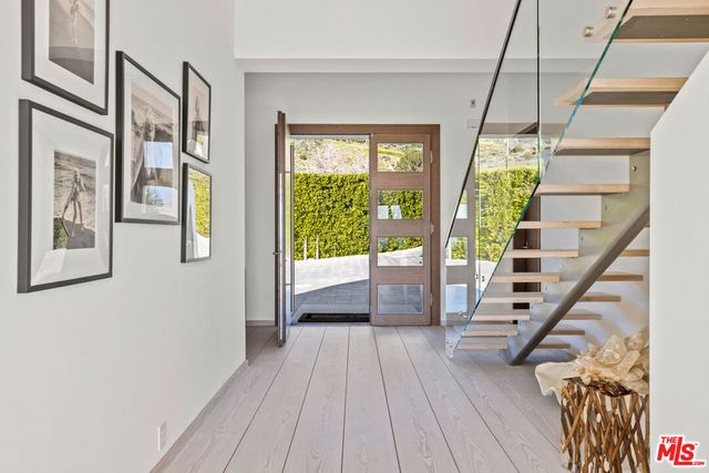 32802 Pacific Coast Highway, Malibu, CA 90265