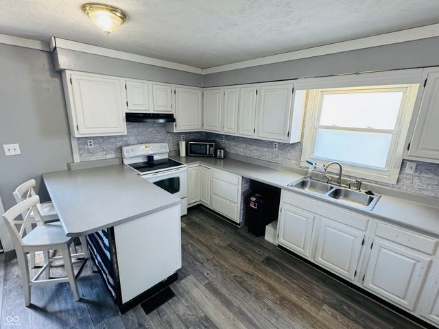 317 Lee Boulevard, Seymour, IN 47274