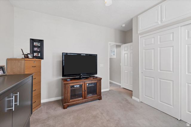 4593 S FLAMING ARCH DR, St. George, UT 84790