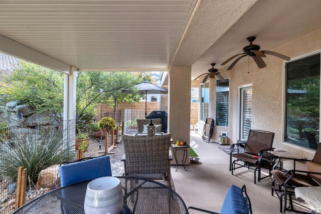 4593 S FLAMING ARCH DR, St. George, UT 84790