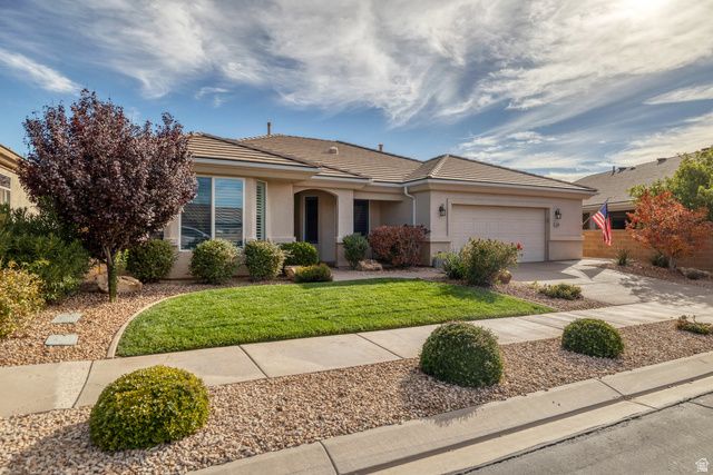 4593 S FLAMING ARCH DR, St. George, UT 84790