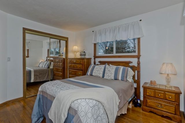 68 Hamilton St, Springfield, MA 01119