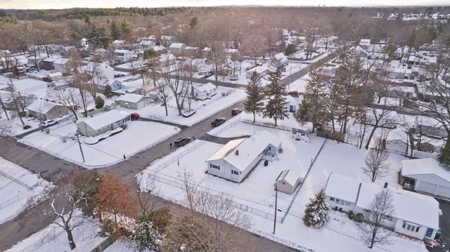 68 Hamilton St, Springfield, MA 01119