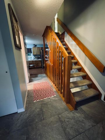 5232 Redlands Drive, Hilliard, OH 43026
