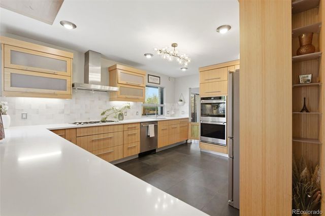 2500 Grape Street, Denver, CO 80207