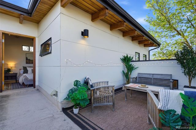 2500 Grape Street, Denver, CO 80207