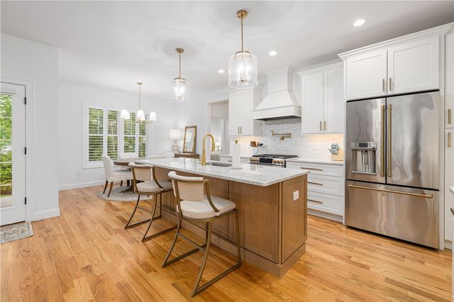 124 Oak Street, South Kingstown, RI 02879
