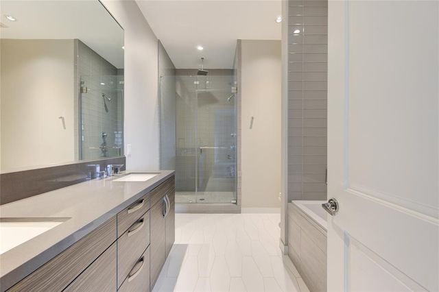 1409 Post Oak Boulevard 1003, Houston, TX 77056