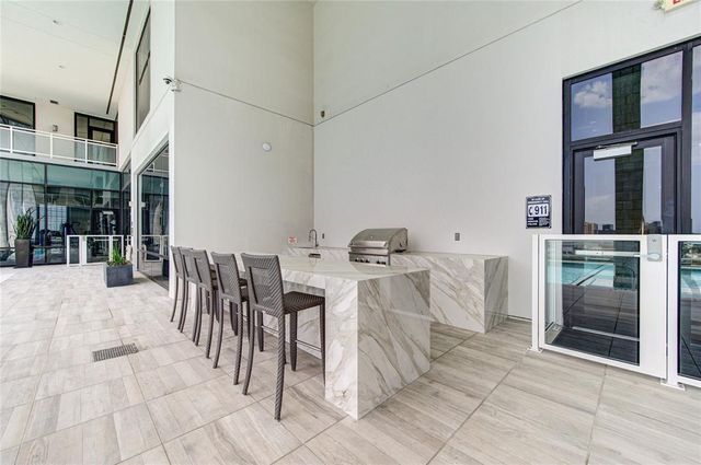 1409 Post Oak Boulevard 1003, Houston, TX 77056