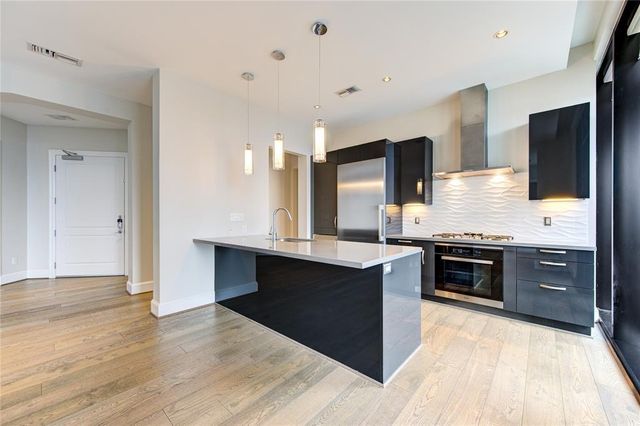 1409 Post Oak Boulevard 1003, Houston, TX 77056