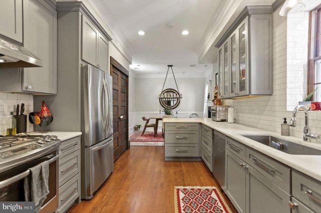 3008 11TH ST NW, Washington, DC 20001