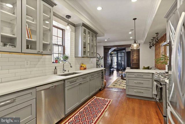 3008 11TH ST NW, Washington, DC 20001