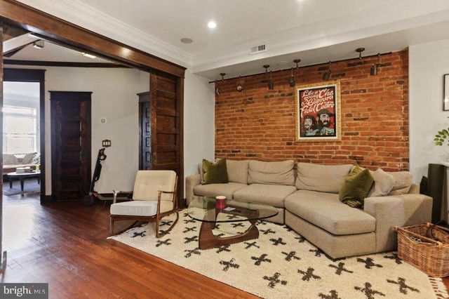 3008 11TH ST NW, Washington, DC 20001
