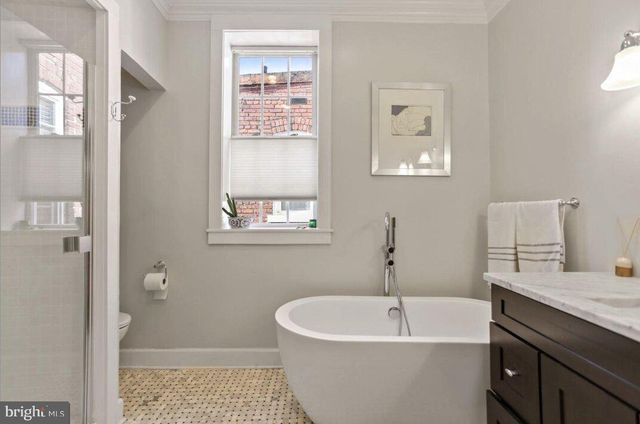 3008 11TH ST NW, Washington, DC 20001
