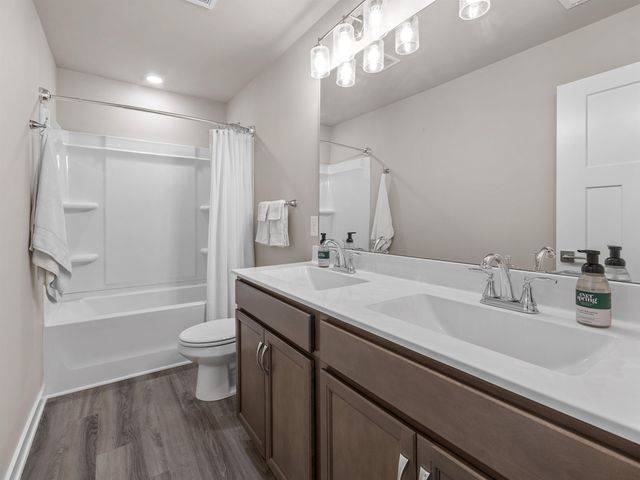 1113 Denington Drive, Spartanburg, SC 29307