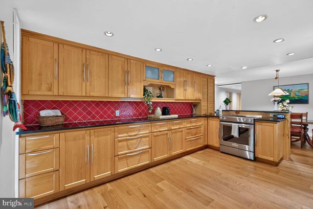 1118 ORCHARD WAY, Silver Spring, MD 20904