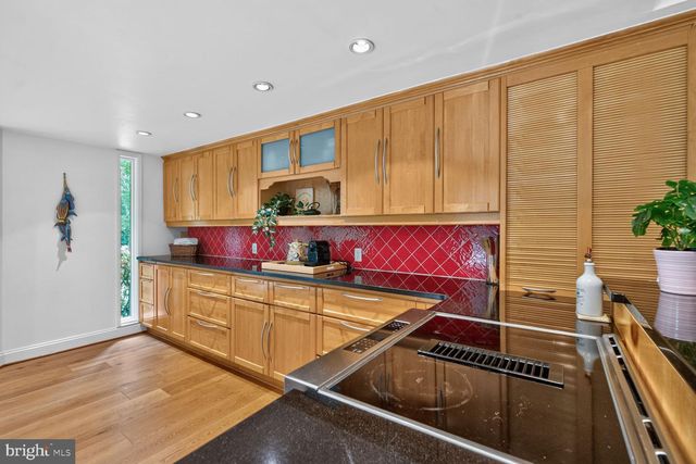 1118 ORCHARD WAY, Silver Spring, MD 20904