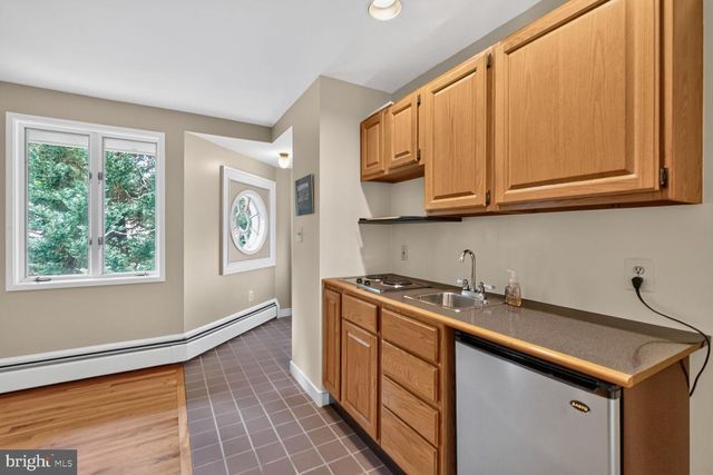 1118 ORCHARD WAY, Silver Spring, MD 20904